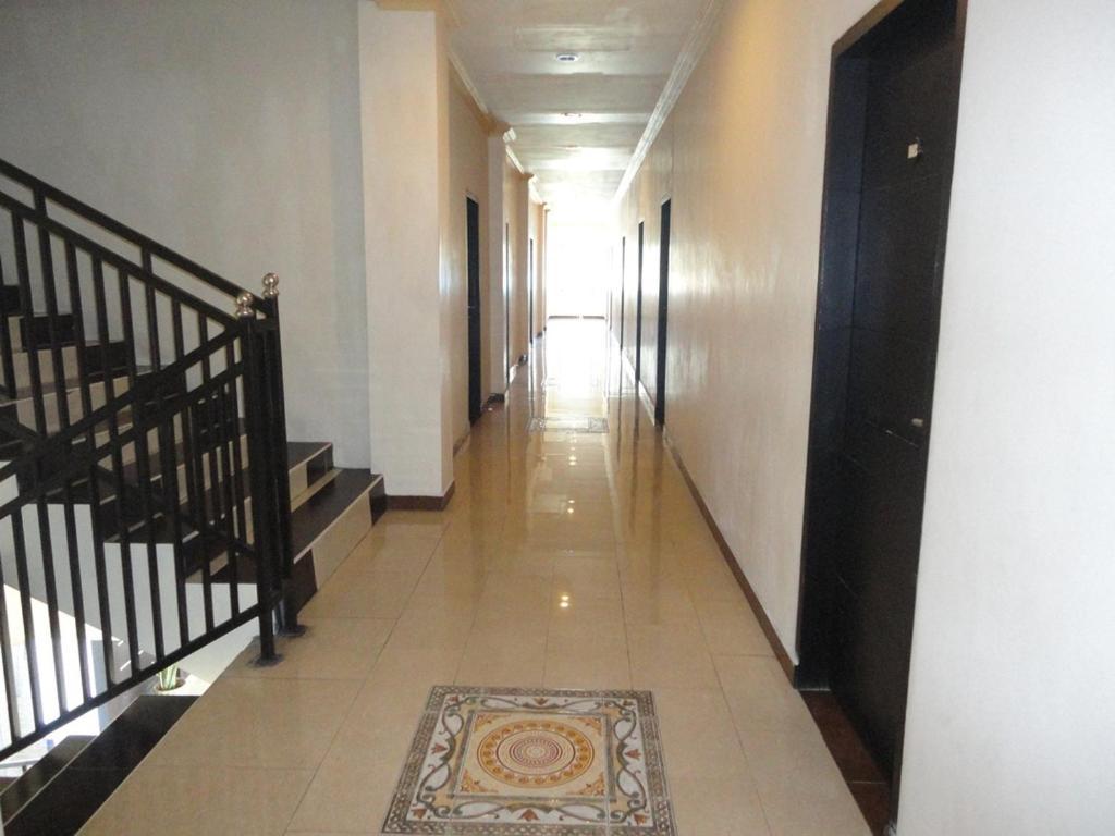 Grand Duta Hotel Palu Exterior foto